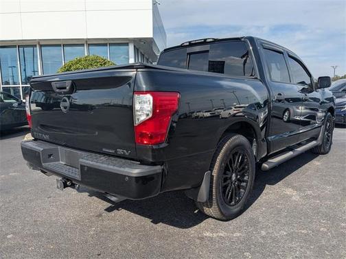 2019 Nissan Titan SV
