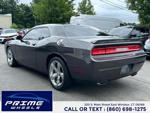 2013 Dodge Challenger SXT