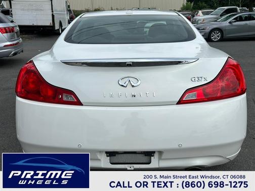 2011 INFINITI G37x Base