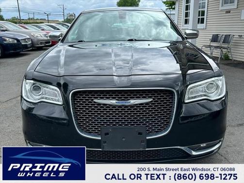 2018 Chrysler 300 Limited