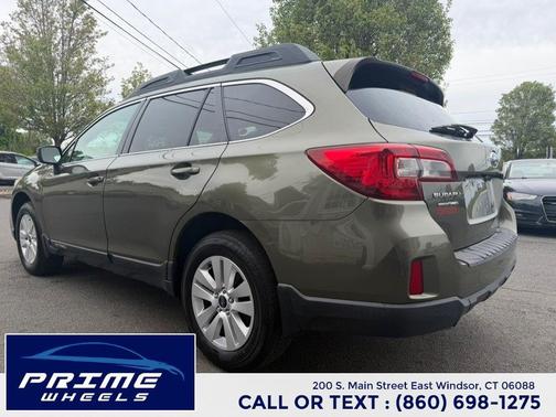Wilderness Green Metallic 2015 Subaru Outback 2.5i Premium