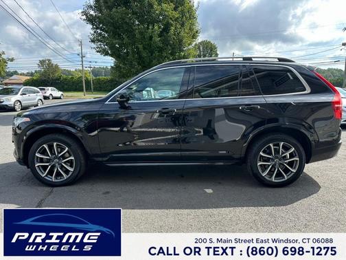 2018 Volvo XC90 T6 Momentum