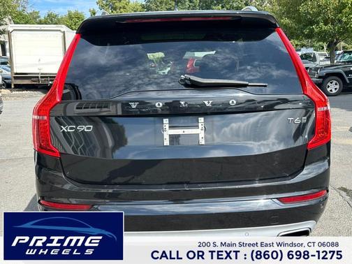 2018 Volvo XC90 T6 Momentum