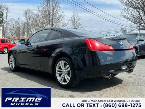 2010 INFINITI G37x Base