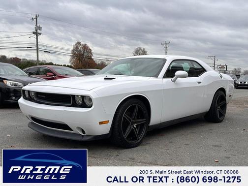 2012 Dodge Challenger SXT
