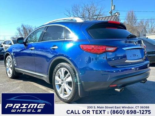 2016 INFINITI QX70 Base