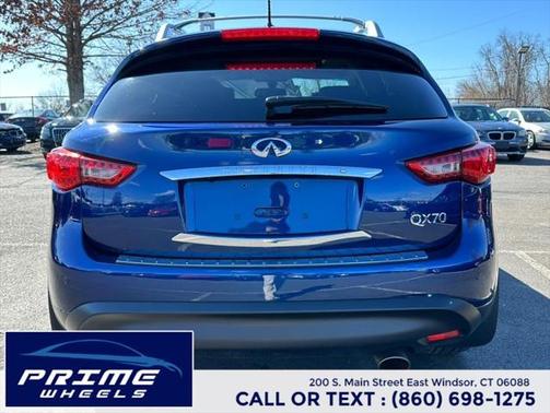2016 INFINITI QX70 Base