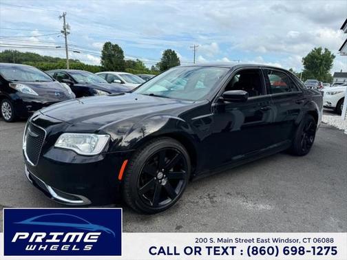 2015 Chrysler 300 Limited