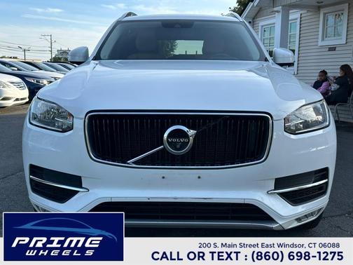 2016 Volvo XC90 T6 Momentum