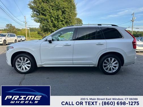 2016 Volvo XC90 T6 Momentum