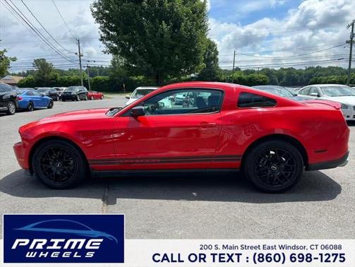 2011 Ford Mustang V6