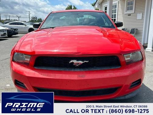 2011 Ford Mustang V6