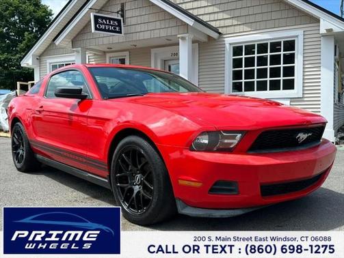 2011 Ford Mustang V6
