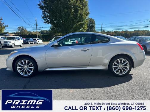 2011 INFINITI G37x Base