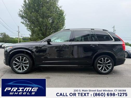 Onyx Black Metallic 2019 Volvo XC90 T6 Momentum