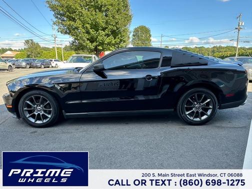 2011 Ford Mustang V6 Premium
