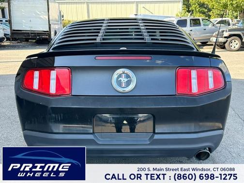 2011 Ford Mustang V6 Premium