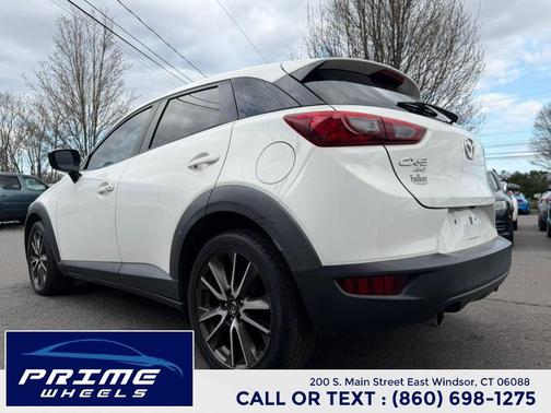 White 2017 Mazda CX-3 Touring AWD