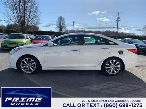 2012 Hyundai SONATA GLS