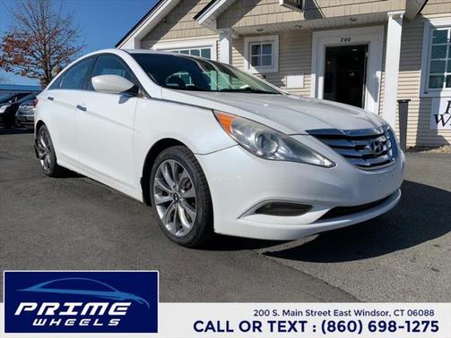 2012 Hyundai SONATA GLS