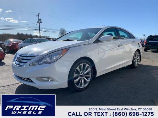 2012 Hyundai SONATA GLS