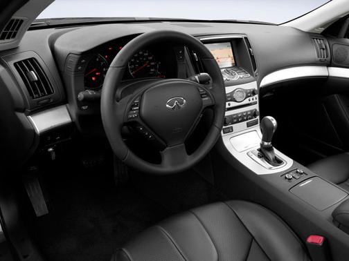 2009 INFINITI G37x Base