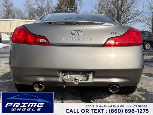 2009 INFINITI G37x Base