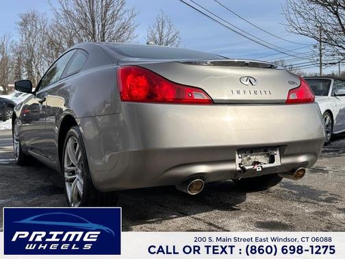 2009 INFINITI G37x Base