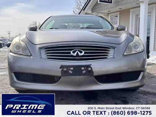 2009 INFINITI G37x Base