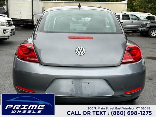 2014 Volkswagen Beetle Auto 1.8T Entry