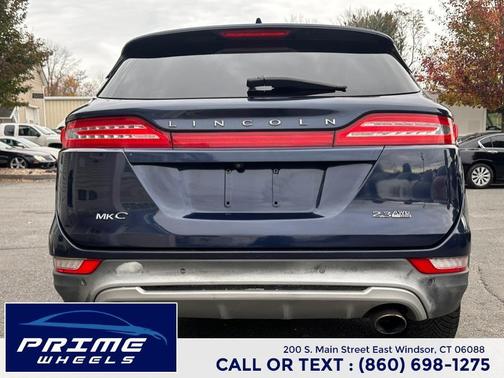 2015 Lincoln MKC Base