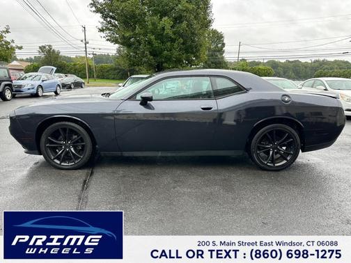 2016 Dodge Challenger SXT