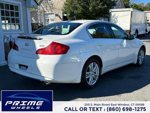 2013 INFINITI G37x Base
