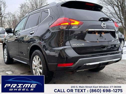 2018 Nissan Rogue SV