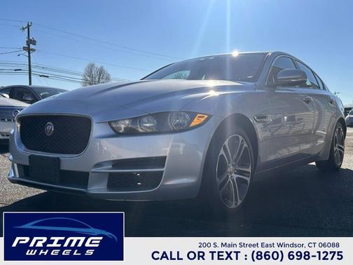 2017 Jaguar XE 35t Premium