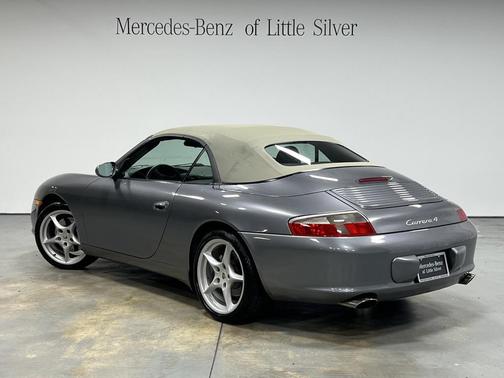2003 Porsche 911 Carrera