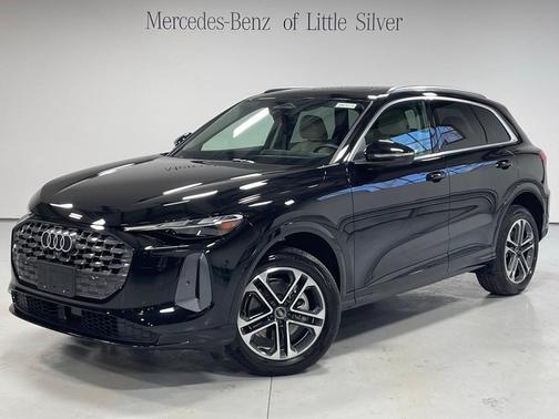 2025 Audi Q5 Premium TFSI quattro S tronic