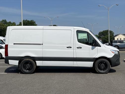 2025 Mercedes-Benz Sprinter 2500 Standard Roof