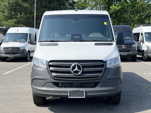 2025 Mercedes-Benz Sprinter 2500 Standard Roof