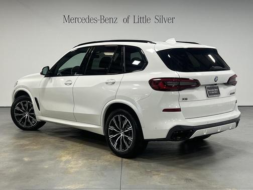 2020 BMW X5 M50i