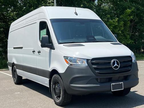 2025 Mercedes-Benz Sprinter 2500 High Roof