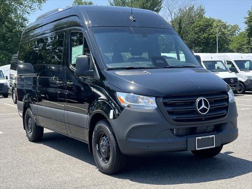 2025 Mercedes-Benz Sprinter 2500 Standard Roof