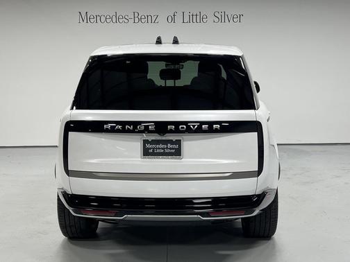 2024 Land Rover Range Rover P530 SE
