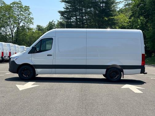 2025 Mercedes-Benz Sprinter 2500 High Roof