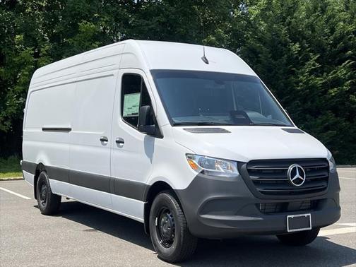 2025 Mercedes-Benz Sprinter 2500 High Roof