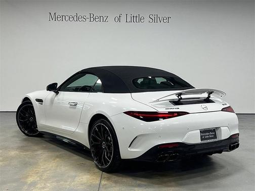 2022 Mercedes-Benz AMG SL 55 Base