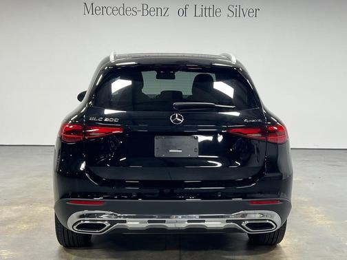 2025 Mercedes-Benz GLC 300 4MATIC