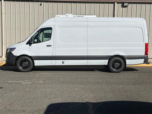 2025 Mercedes-Benz Sprinter 2500 High Roof