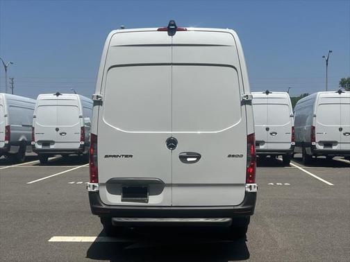 2025 Mercedes-Benz Sprinter 2500 High Roof