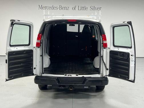 2025 Chevrolet Express 2500 RWD 2500 Regular Wheelbase WT